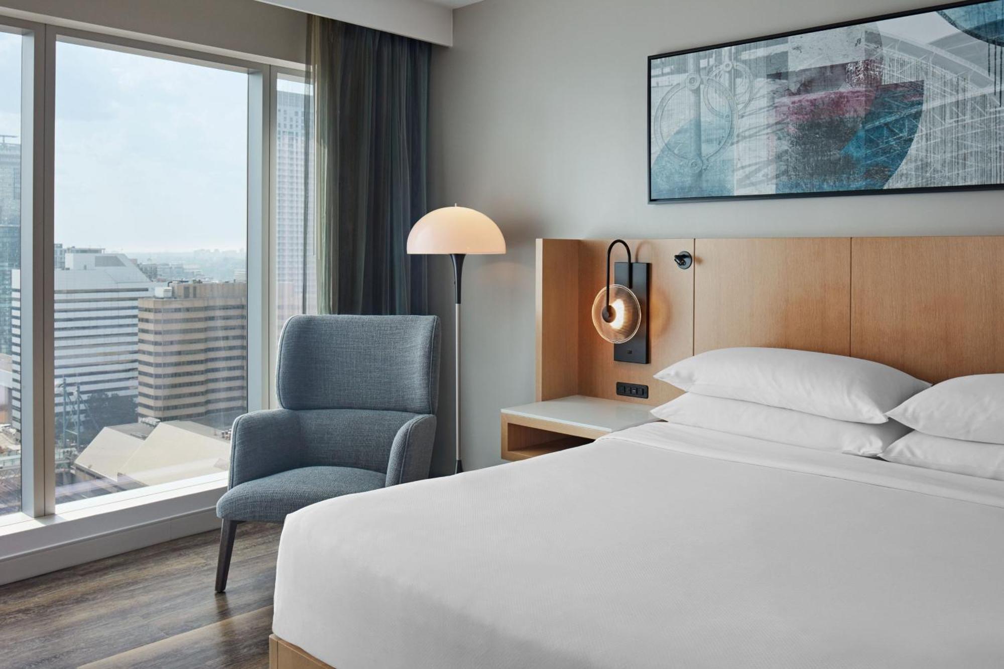 delta-hotels-by-marriott-toronto